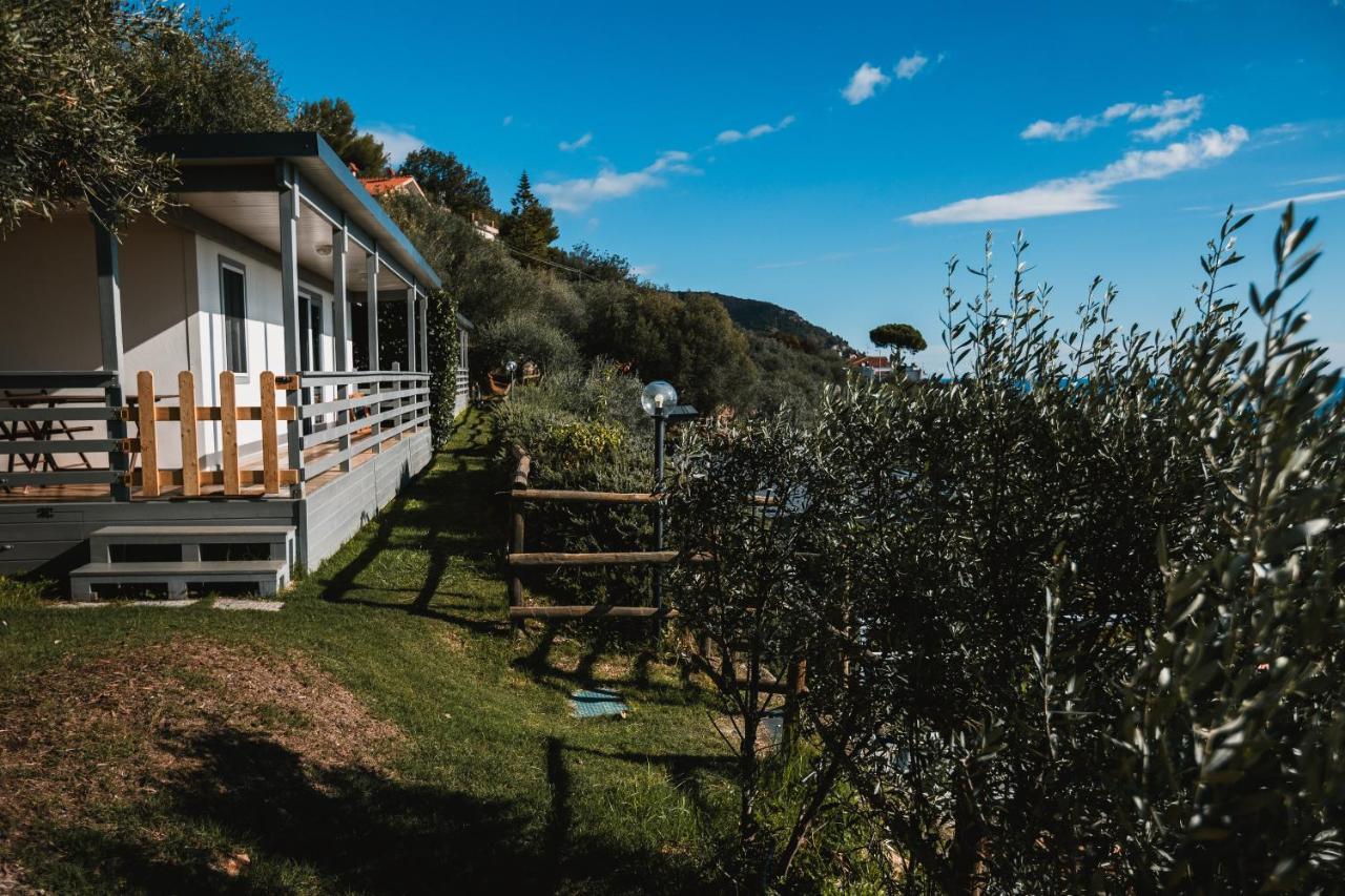 Agriturismo Rose Di Pietra Pietra Ligure Zewnętrze zdjęcie