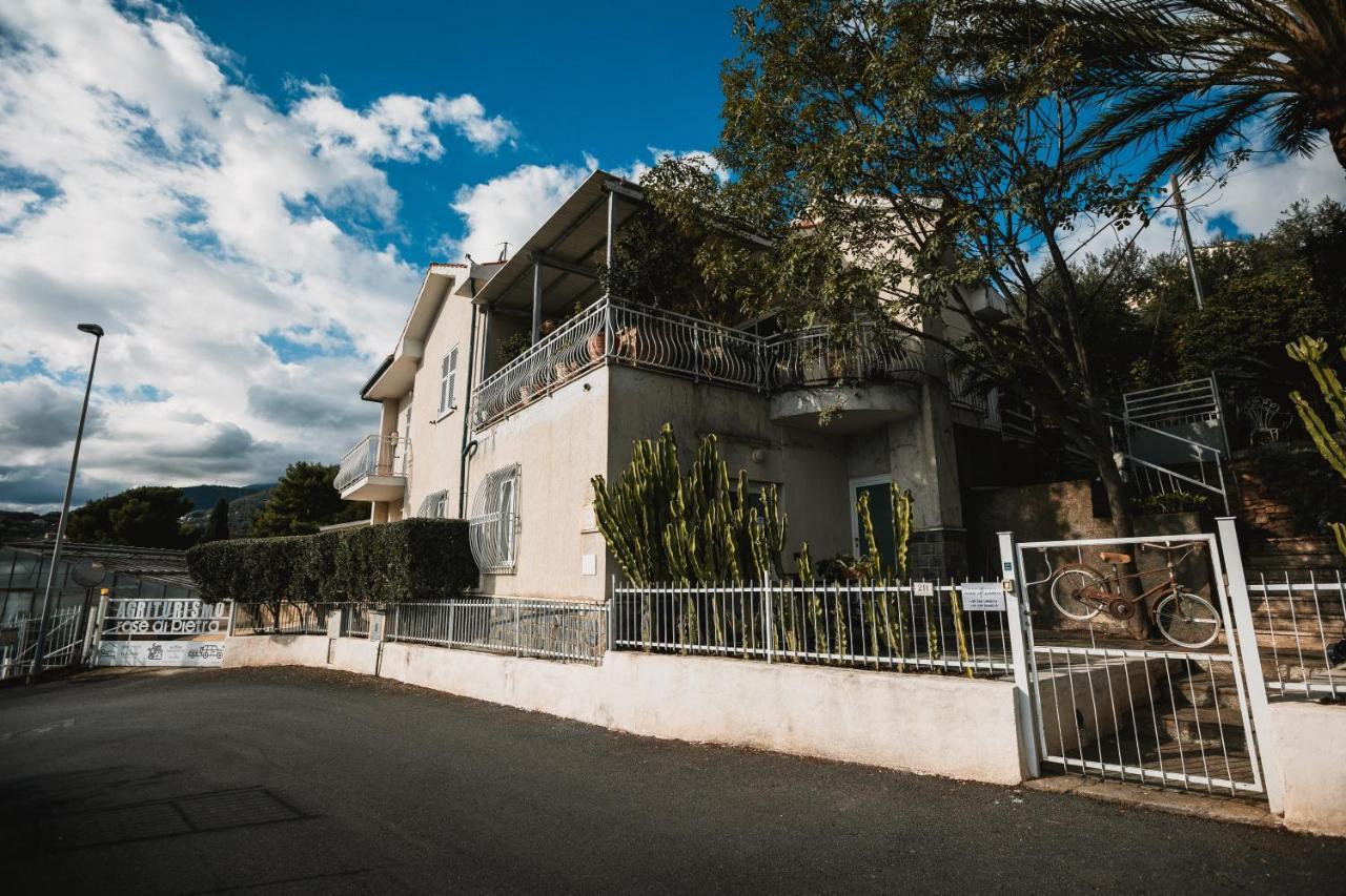 Agriturismo Rose Di Pietra Pietra Ligure Zewnętrze zdjęcie